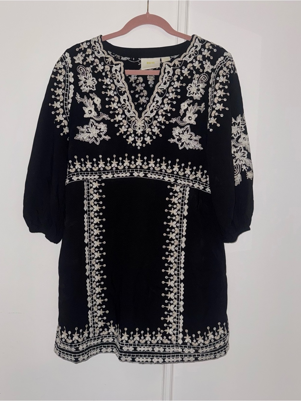 Maeve by Anthropologie Black Embroidered V-Neck Tunic Dress with Ivory Stitching